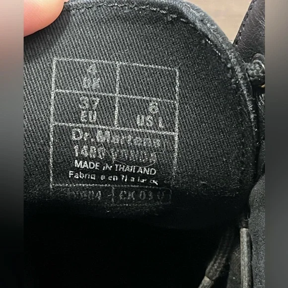 Dr. Martens 1460 Vonda Embroidered Rose Boots Womens size 6 - Picture 3 of 11